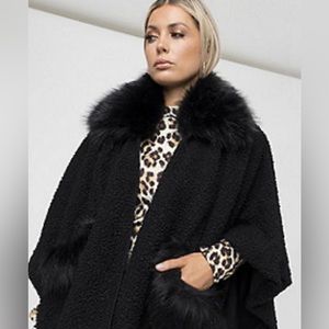 Pia Rossini Carlton Wrap